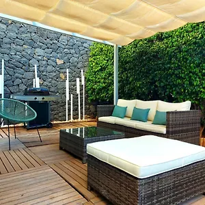 duplex-with-sea-views-garden-and-terrace.tenerifehoteles.net/